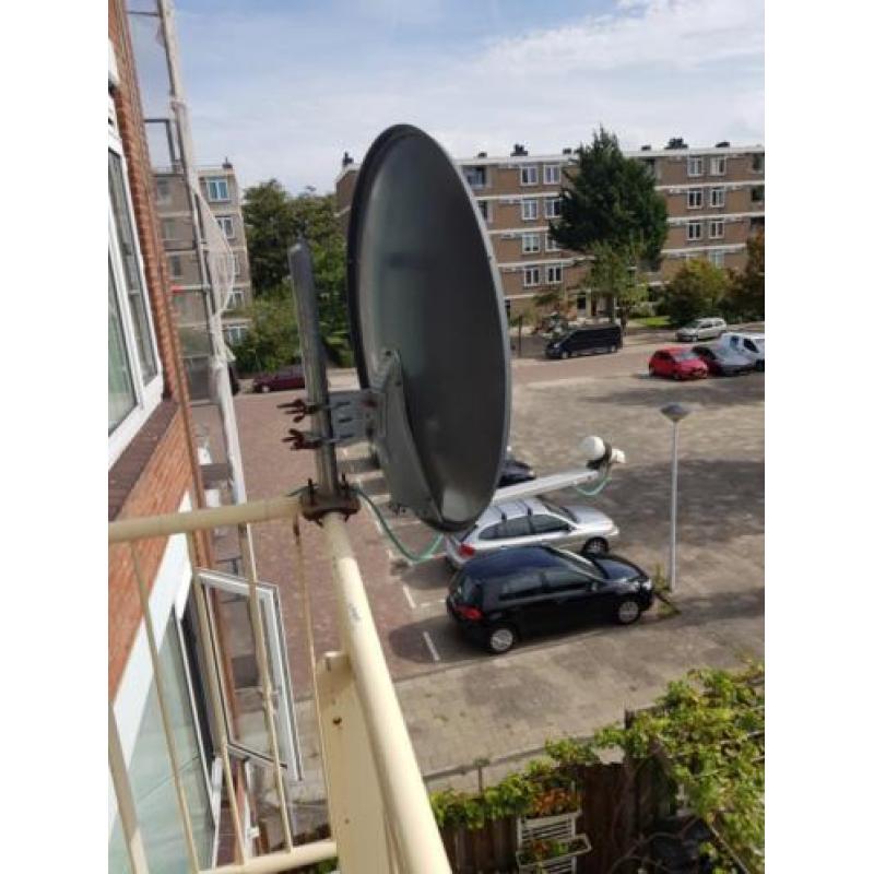 Te koop digitenne met schotel kabel en afstandbediening