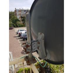 Te koop digitenne met schotel kabel en afstandbediening