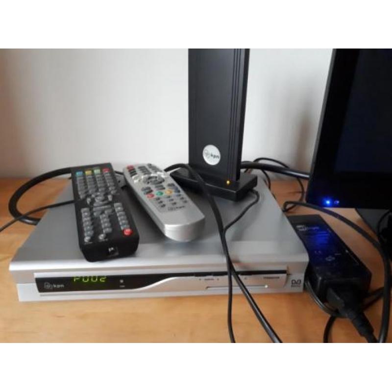 TV, DVD speler en digitenne kastje