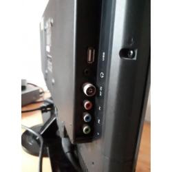 TV, DVD speler en digitenne kastje