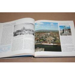 Prachtig boek over koninklijke paleizen in Denemarken !!