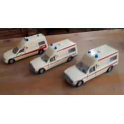 Ambulances metaal/kunststof leuk voor bij Lemax dorp