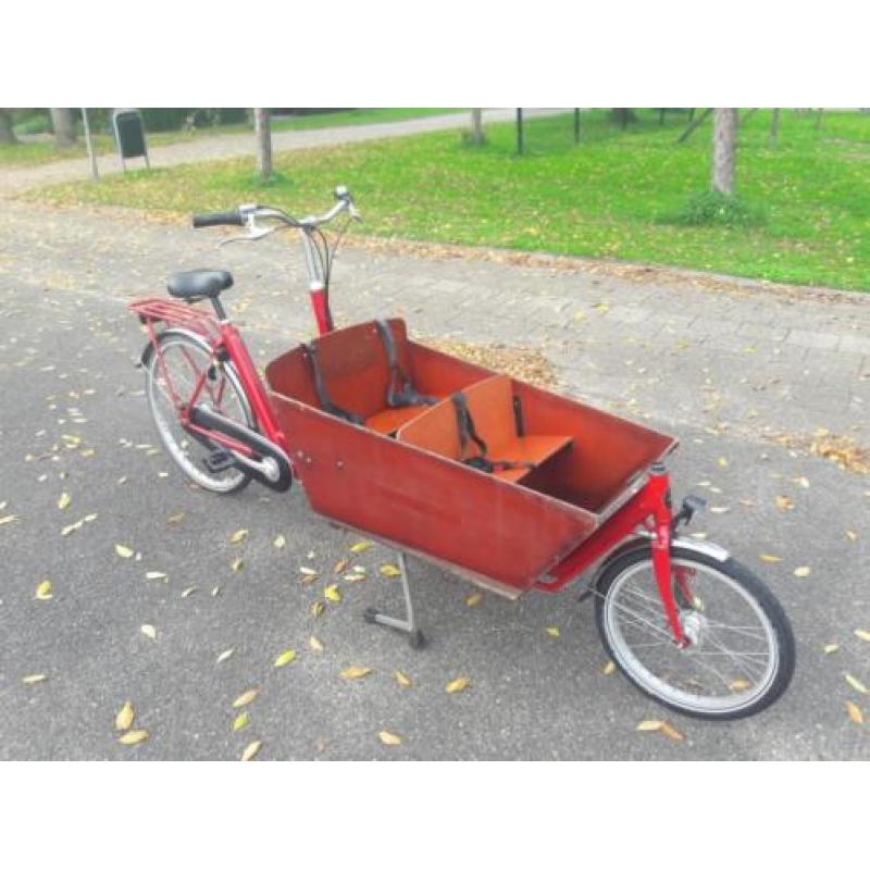 Bakfiets long van andel met extra bankje en regen tent