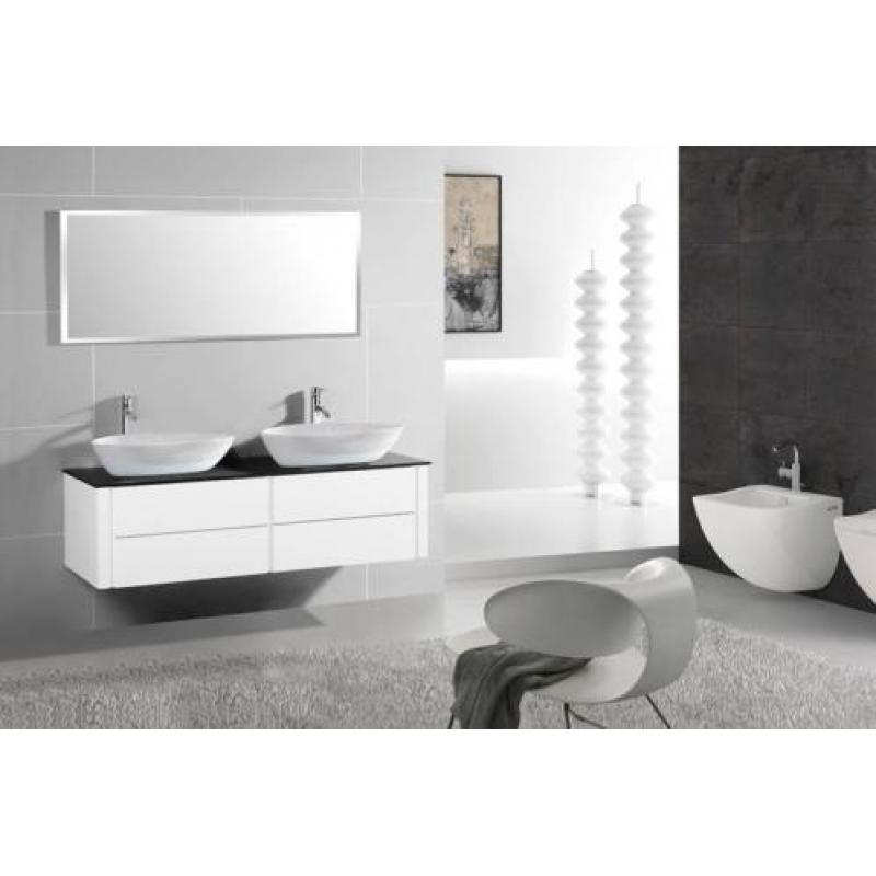 Luxe Badkamermeubel Set. Wastafel, Badmeubel en Kolomkast!!