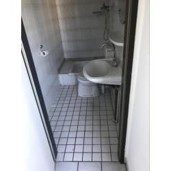 Diverse, wasbakken-wc potten-douche bakken-baden 1 bubbelbad