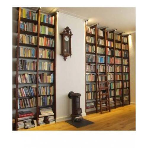 Maatwerk design boekenkasten in noten- of eikenhout: REVERSE