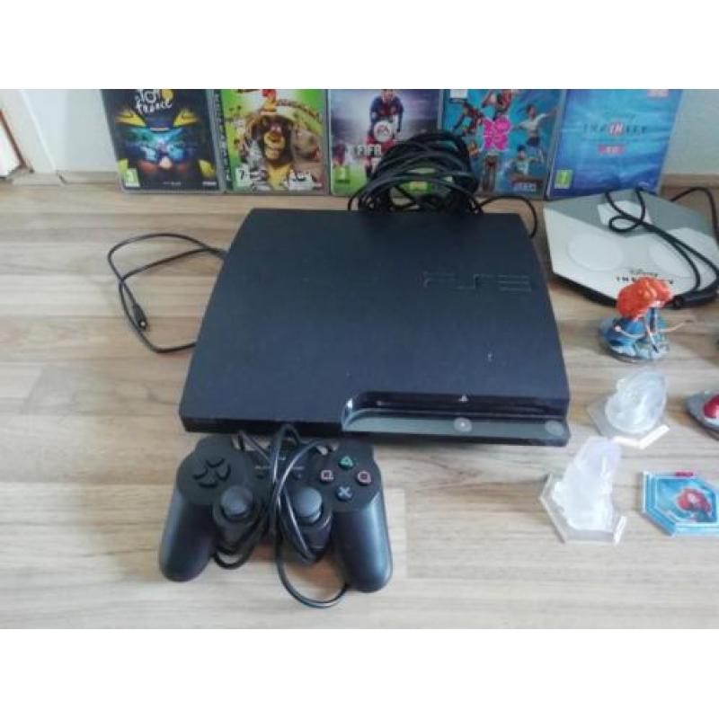 Goedwerkende Playstation 3 met 1 controller en 9 spellen.