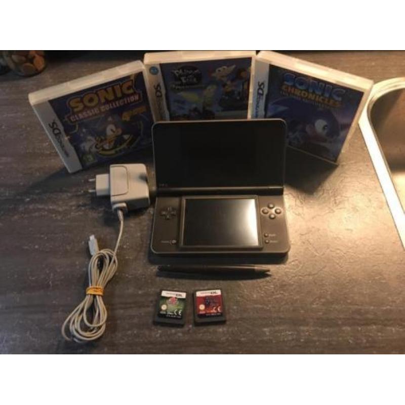 Nintendo Dsi xl ds xl met 5 games en oplader oa sonic